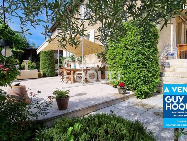 Maison 6 pièces 140 m²