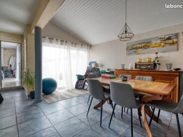 Maison 6 pièces 140 m²
