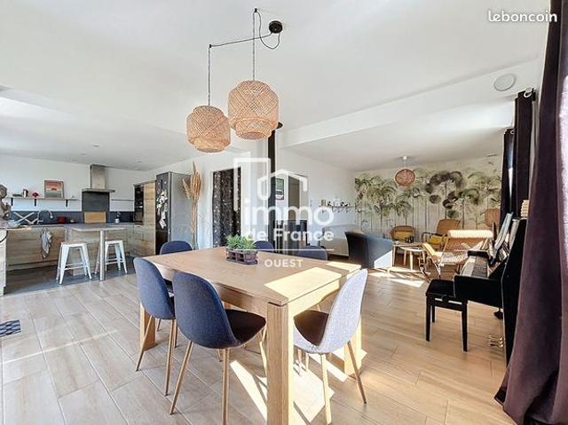 Maison 6 pièces 140 m²