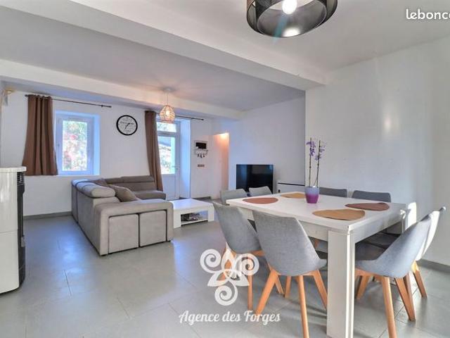Maison 6 pièces 140 m²