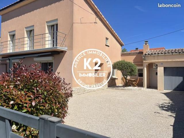 Maison 6 pièces 140 m²