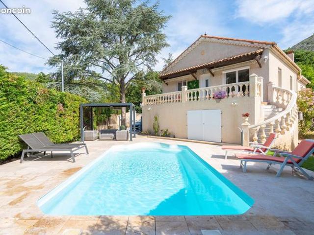 Maison 6 pièces 140 m²