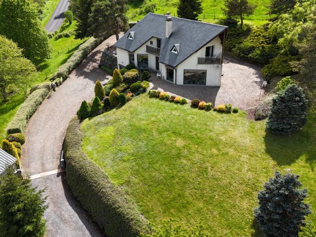 Maison 6 pièces 140 m²