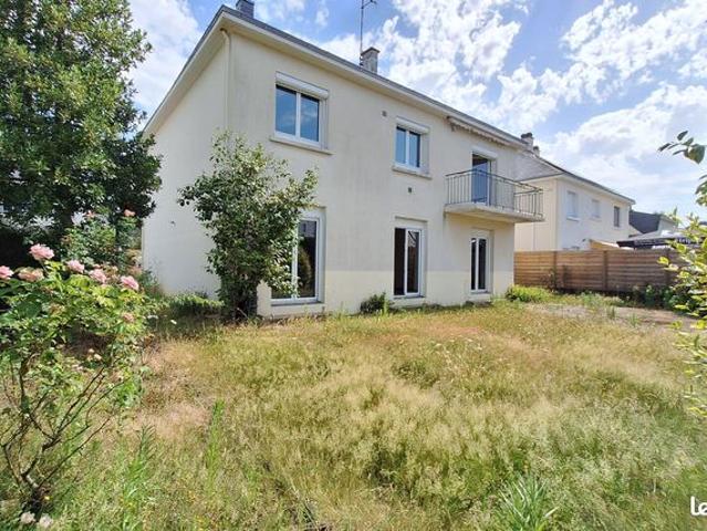 Maison 6 pièces 140 m²