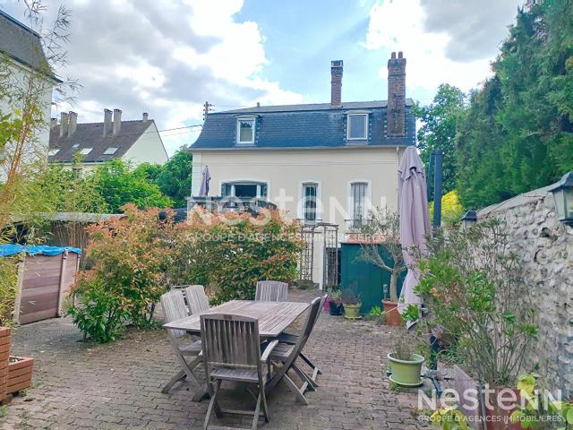 Maison 6 pièces 140 m²