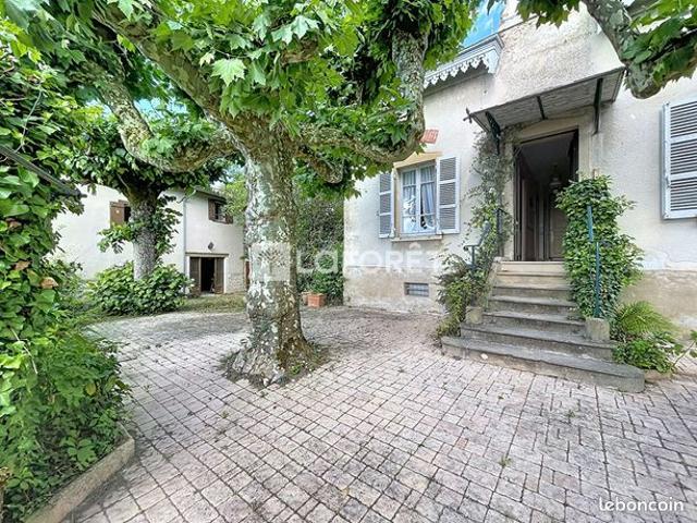 Maison 6 pièces 140 m²