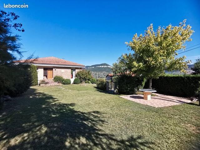 Maison 6 pièces 140 m²