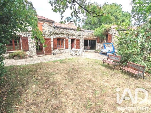 Maison 6 pièces 140 m²