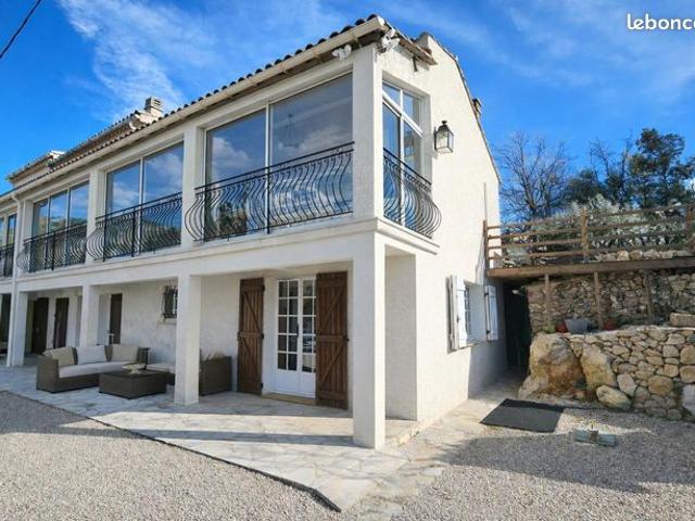 Maison 6 pièces 140 m²