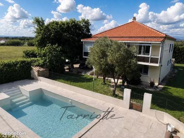 Maison 6 pièces 140 m²