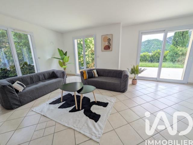 Maison 6 pièces 145 m²
