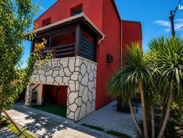 Maison 6 pièces 140 m²