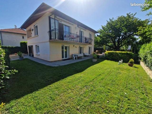 Maison 6 pièces 140 m²
