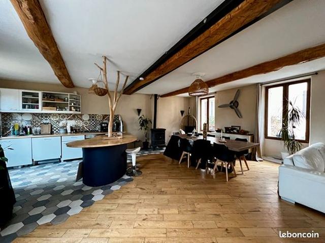 Maison 6 pièces 140 m²