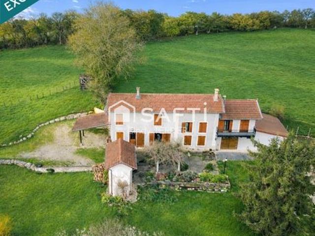 Maison 6 pièces 140 m²