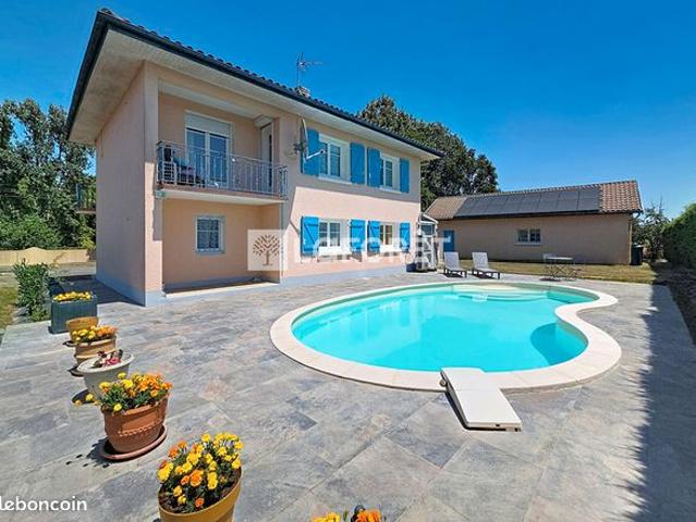 Maison 6 pièces 140 m²