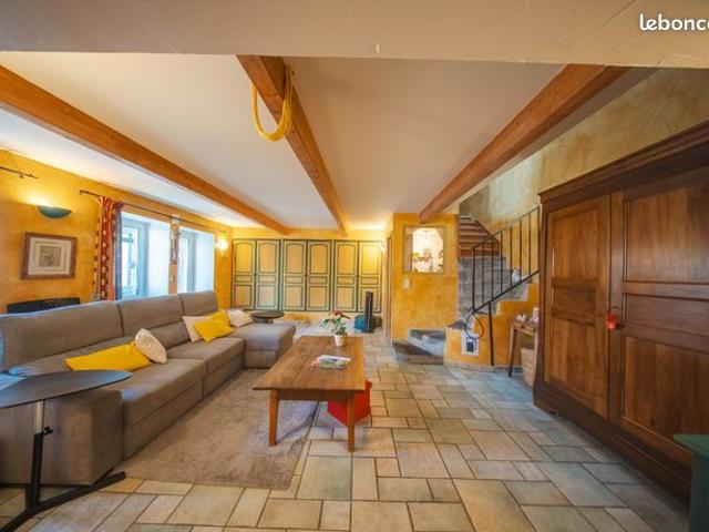Maison 6 pièces 135 m²