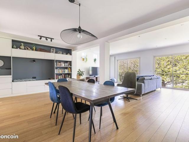 Maison 6 pièces 140 m²