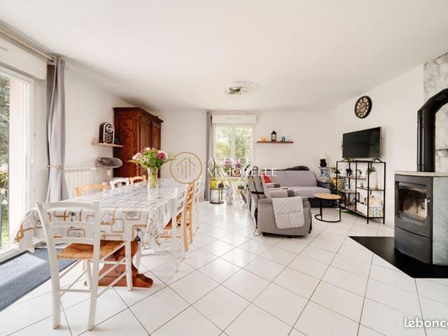 Maison 6 pièces 140 m²