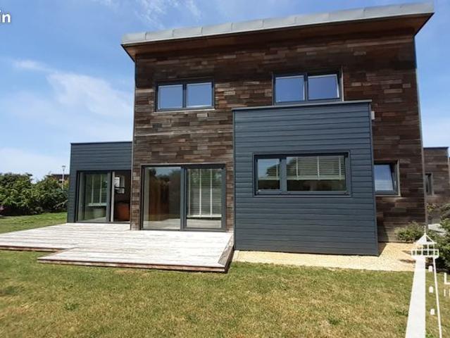 Maison 6 pièces 140 m²