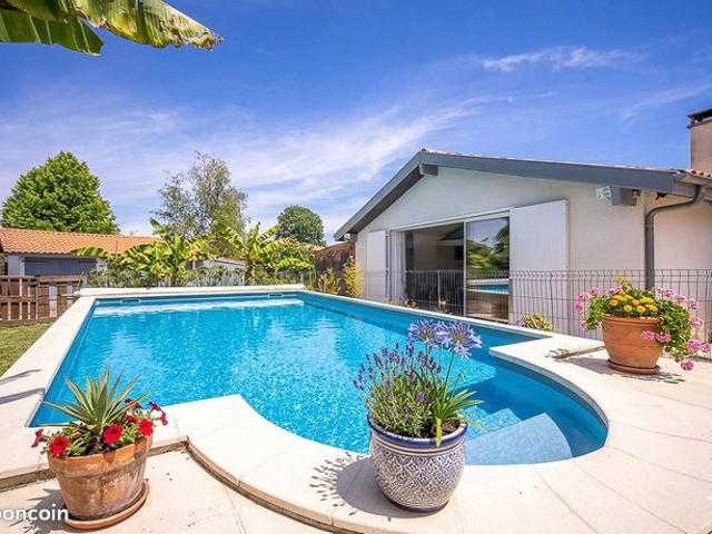 Maison 6 pièces 140 m²