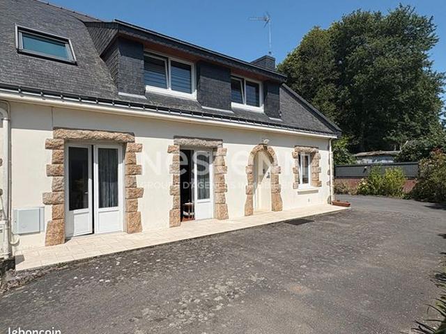 Maison 6 pièces 140 m²