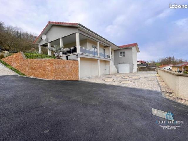 Maison 6 pièces 140 m²