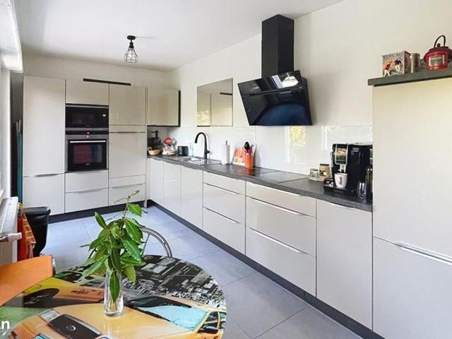 Maison 6 pièces 140 m²