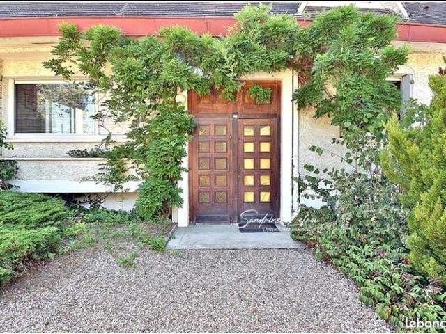 Maison 6 pièces 140 m²
