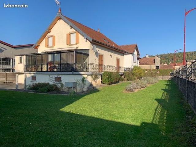Maison 6 pièces 140 m²