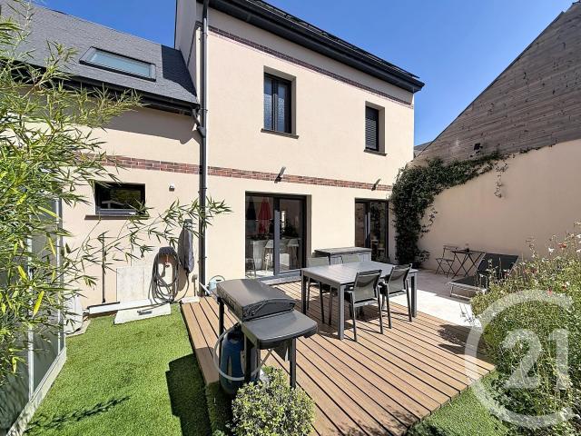 Maison 6 pièces 140 m²