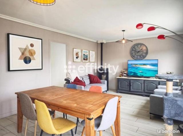 Maison 6 pièces 140 m²