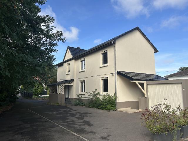 Maison 6 pièces 140 m²