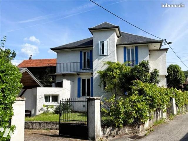 Maison 6 pièces 140 m²