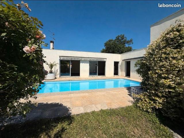 Maison 6 pièces 140 m²