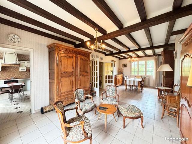 Maison 6 pièces 140 m²