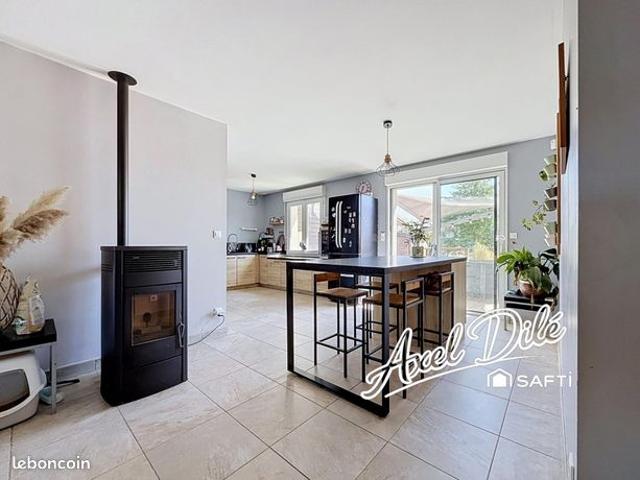 Maison 6 pièces 140 m²