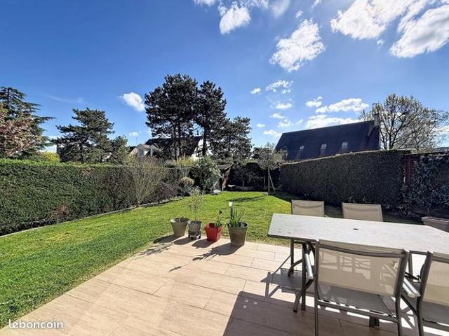 Maison 6 pièces 140 m²