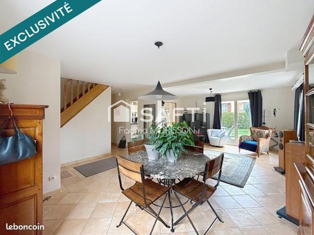 Maison 6 pièces 140 m²