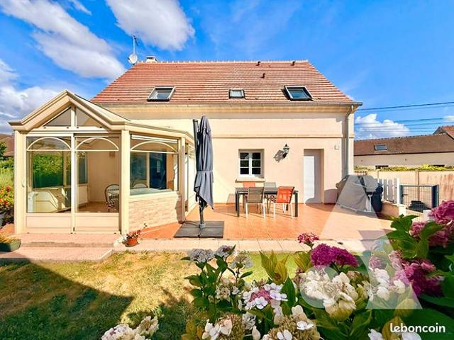 Maison 6 pièces 140 m²