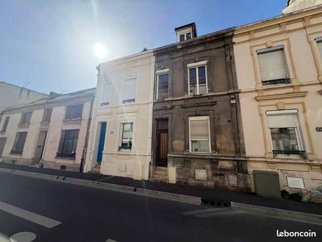 Maison 6 pièces 140 m²