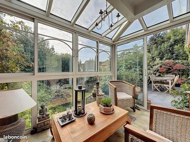 Maison 6 pièces 140 m²