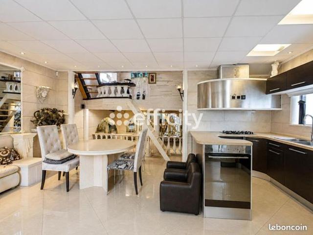 Maison 6 pièces 140 m²