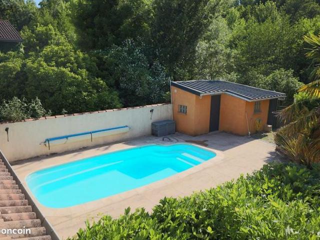 Maison 6 pièces 140 m²