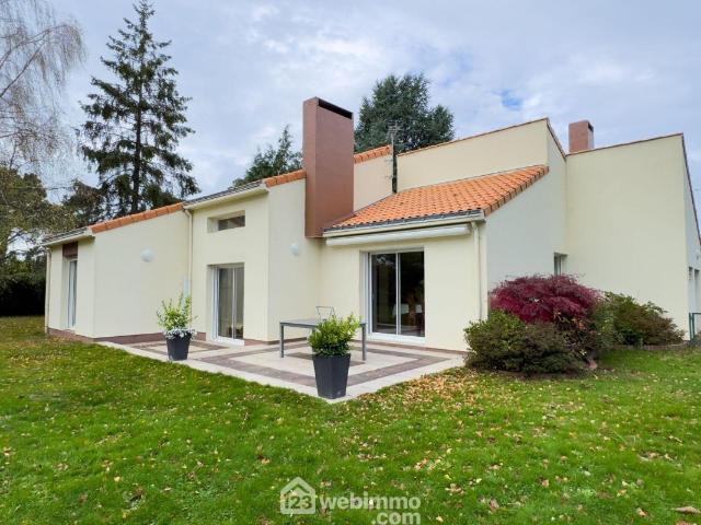 Maison 6 pièces 140 m²
