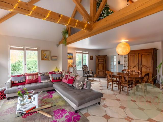 Maison 6 pièces 140 m²