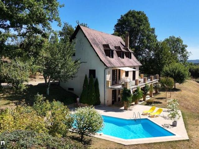 Maison 6 pièces 140 m²