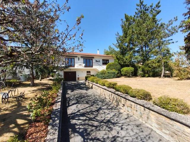 Maison 6 pièces 140 m²