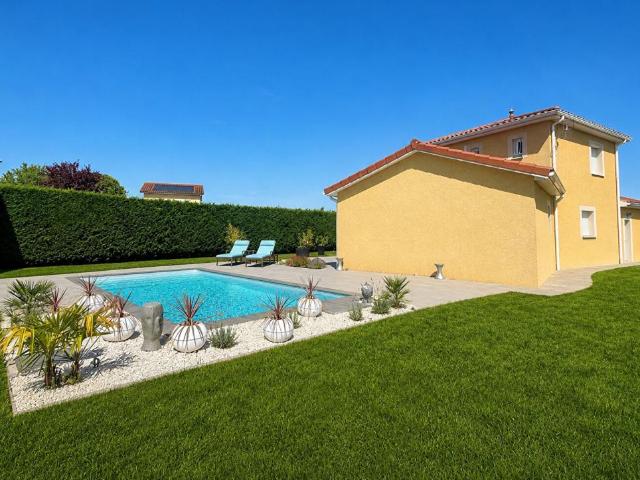 Maison 6 pièces 140 m²