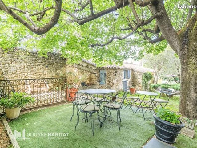 Maison 6 pièces 140 m²